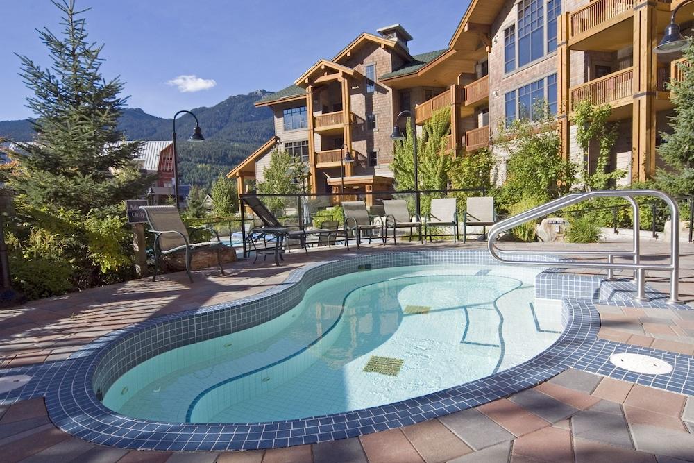 First Tracks Lodge Whistler Exteriér fotografie