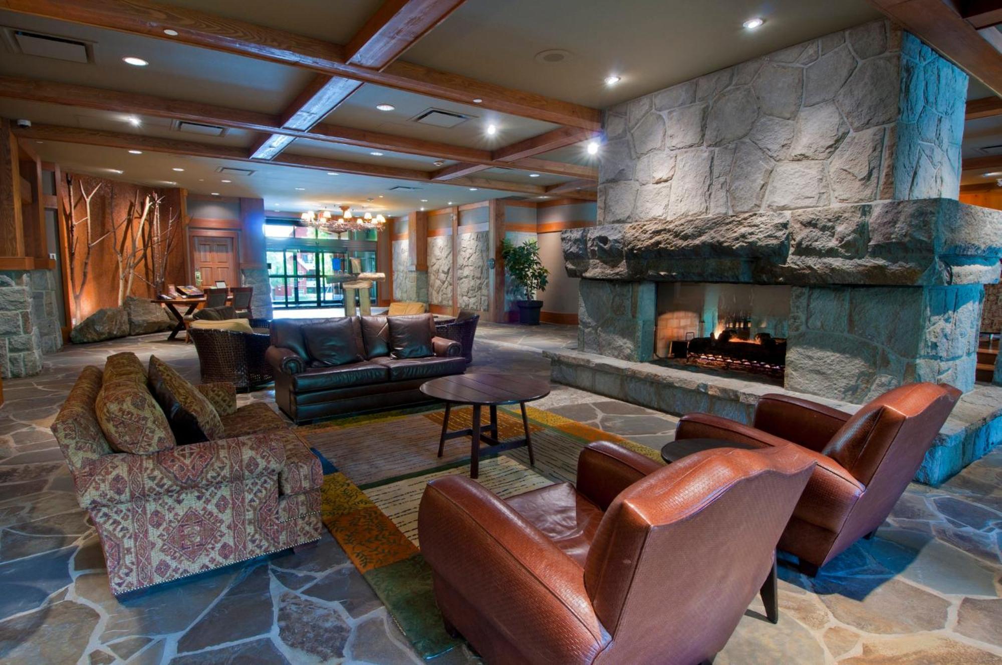 First Tracks Lodge Whistler Exteriér fotografie