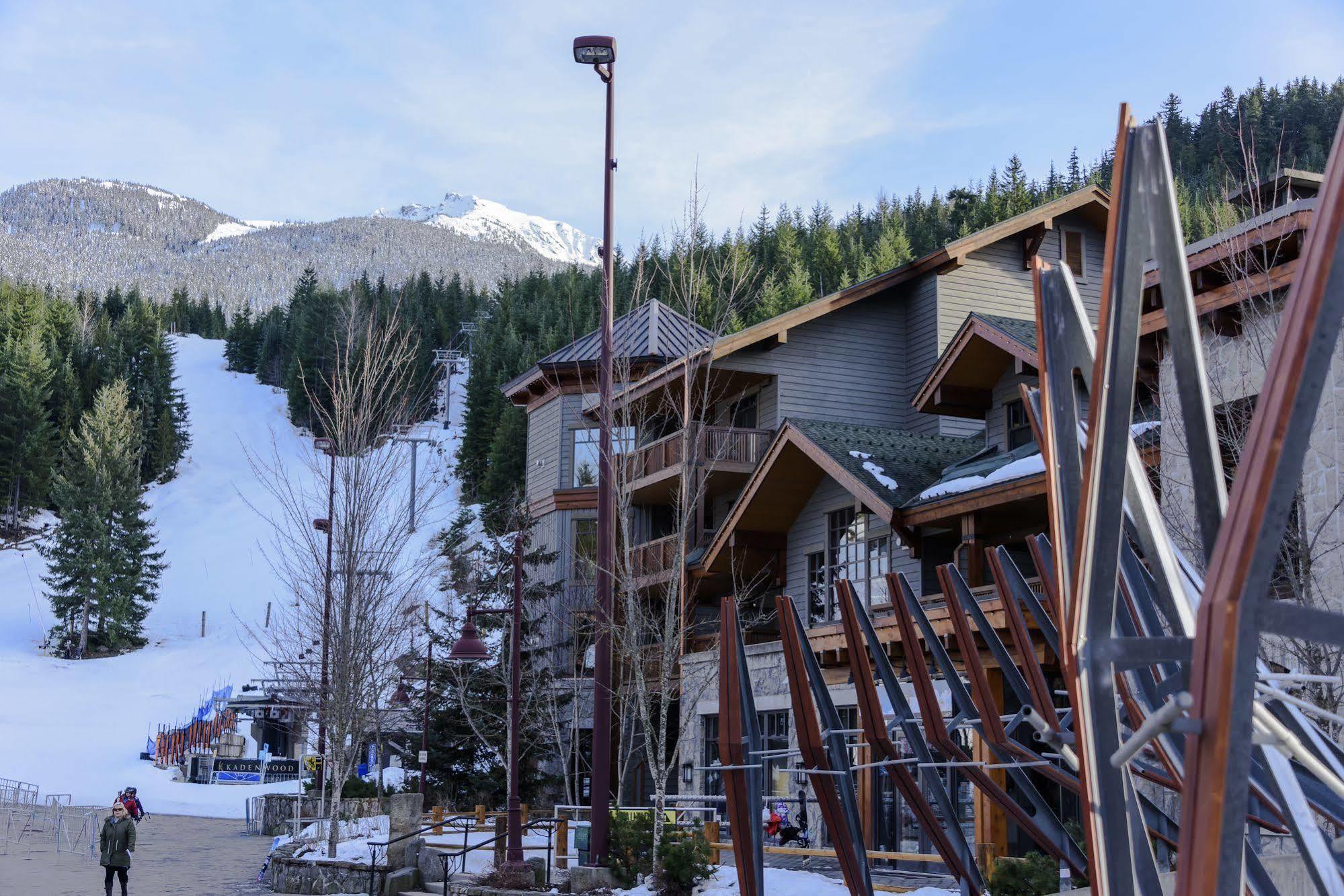 First Tracks Lodge Whistler Exteriér fotografie
