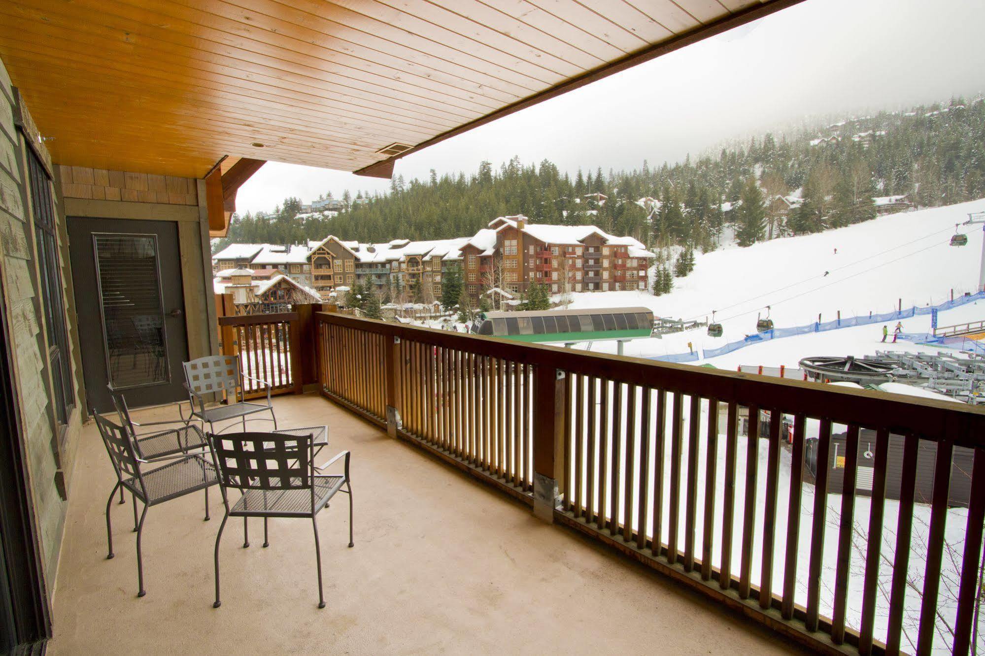 First Tracks Lodge Whistler Exteriér fotografie