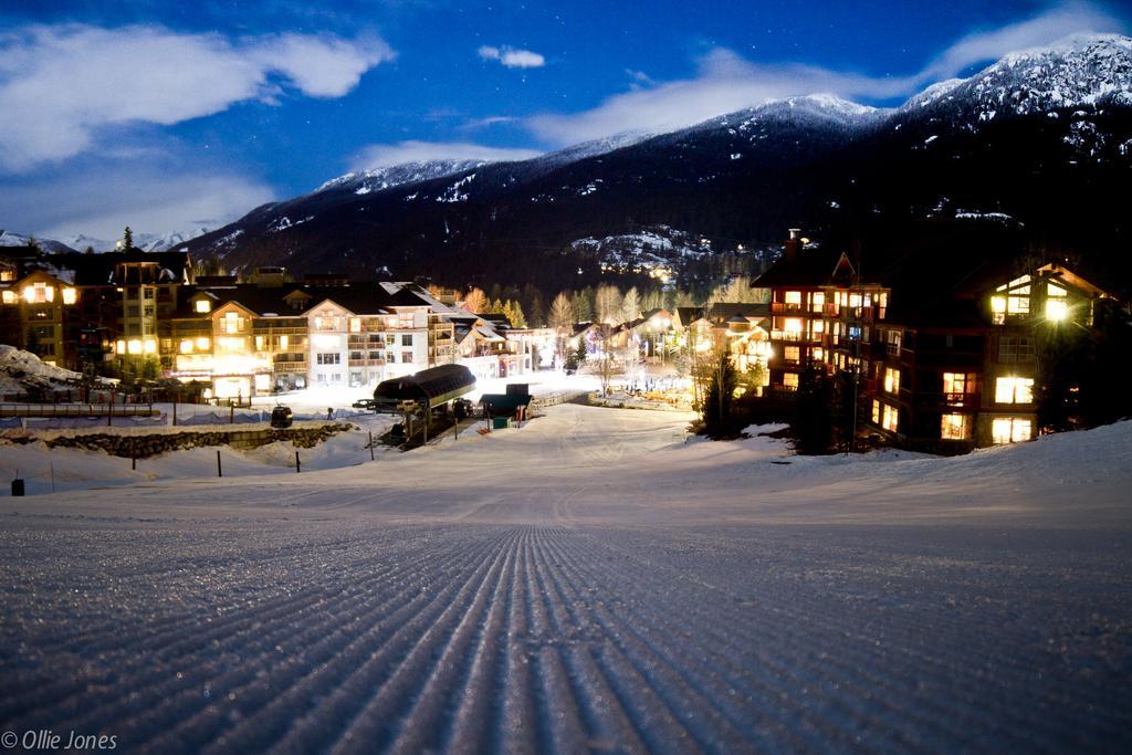 First Tracks Lodge Whistler Exteriér fotografie