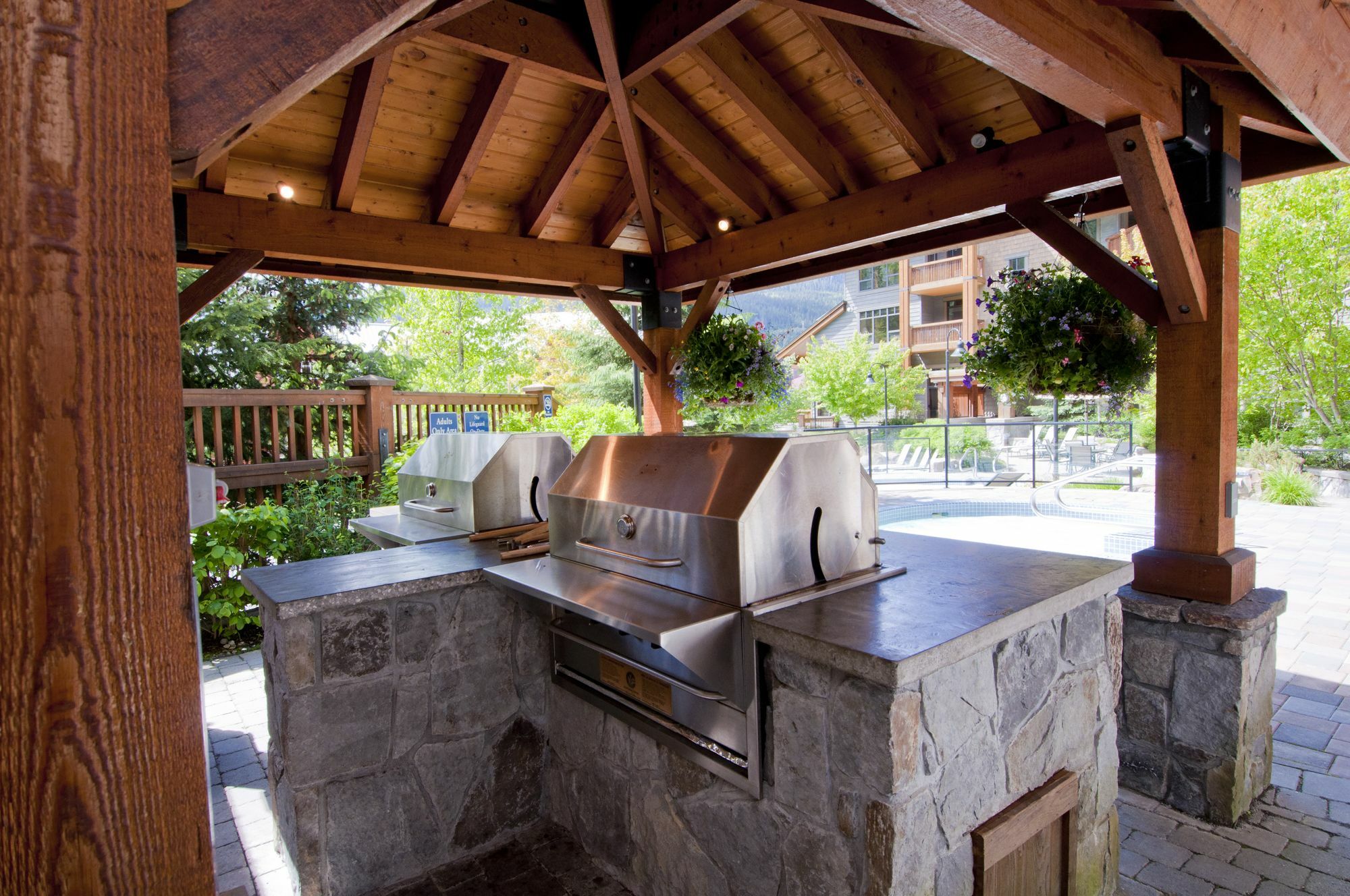 First Tracks Lodge Whistler Exteriér fotografie